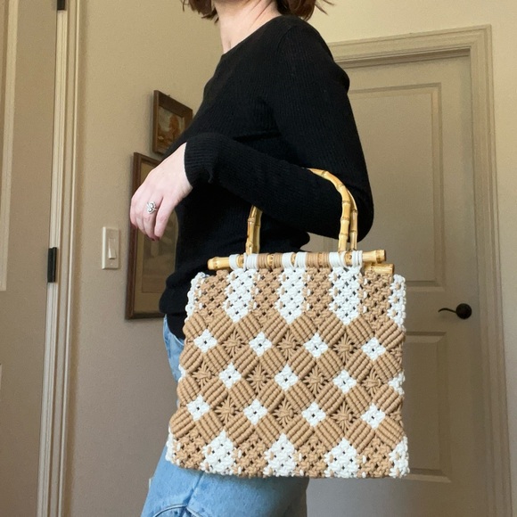 Handcrafted Tan and White Woven Bag - Picture 2 of 7